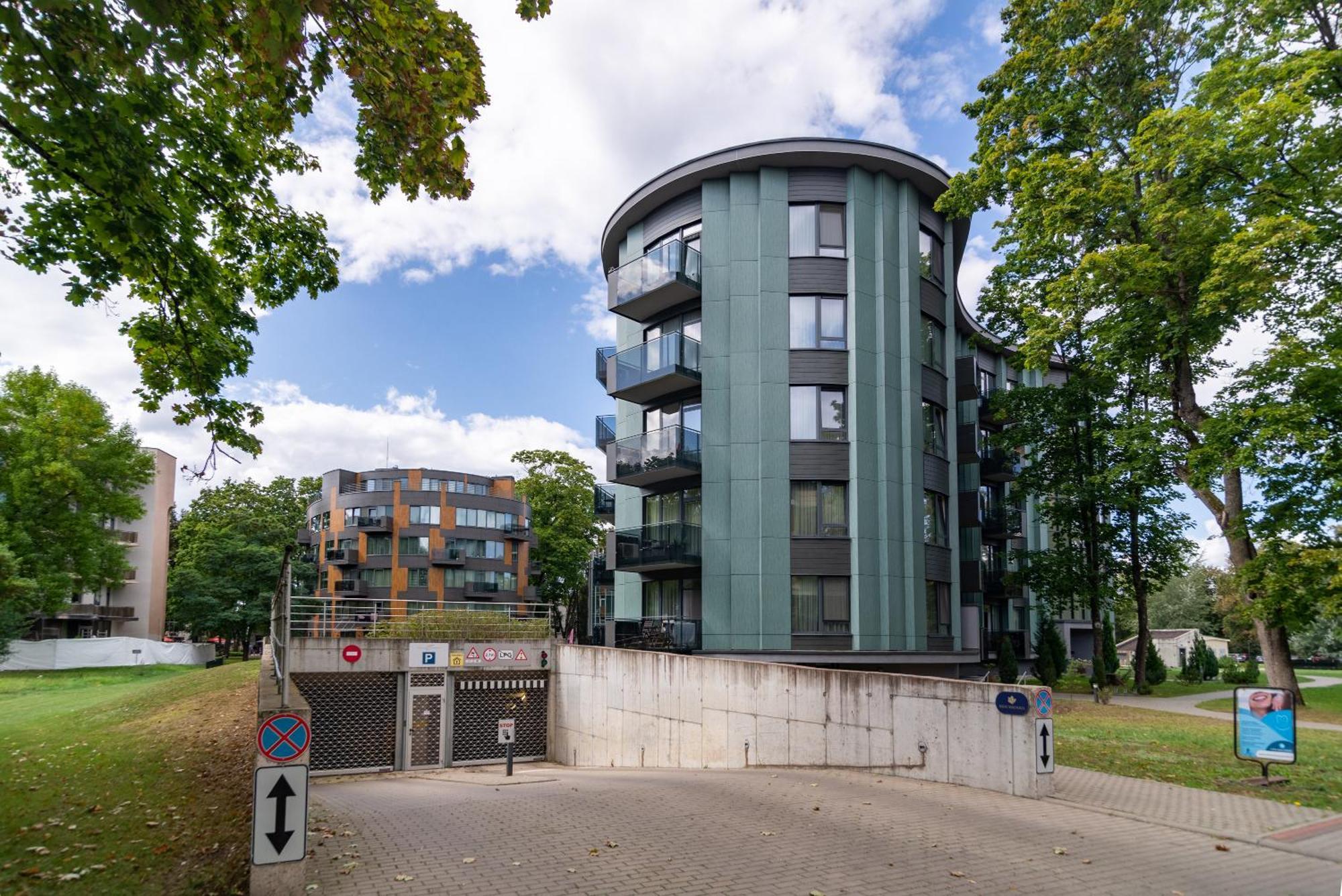 2 Bedroom Apt, 2 Garage Spots & Balconies, Self Check-In, By Cohost Druskininkai Eksteriør bilde