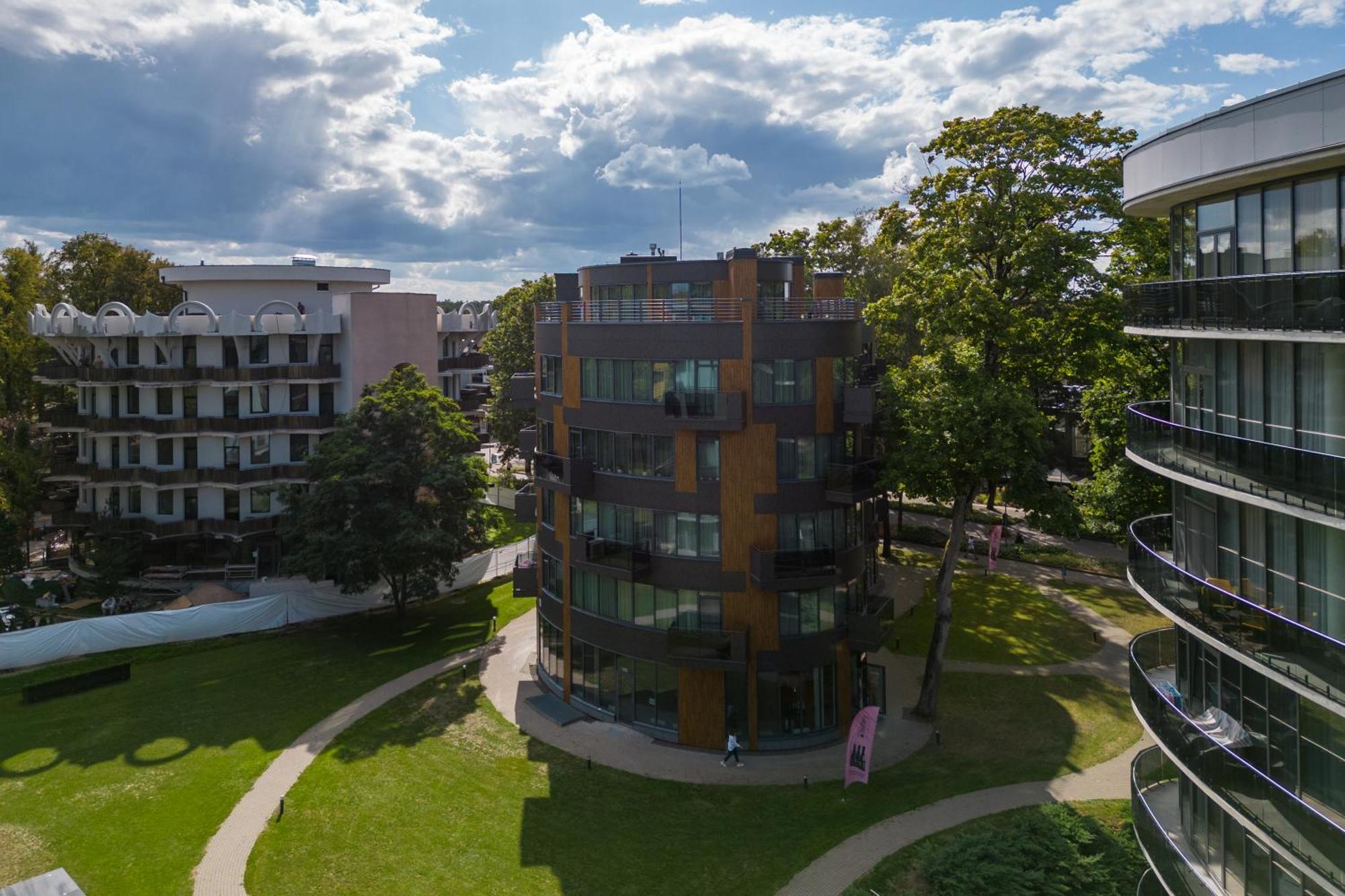 2 Bedroom Apt, 2 Garage Spots & Balconies, Self Check-In, By Cohost Druskininkai Eksteriør bilde